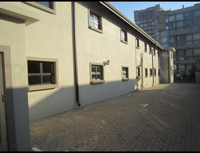 2 BEDROOM PROPERTY TO RENT IN SUNNYSIDE
